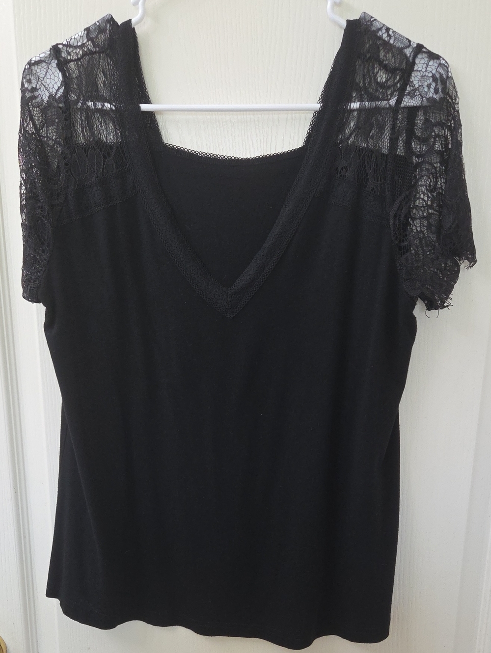 Black Lace Sleeve V-Neck Women's Top